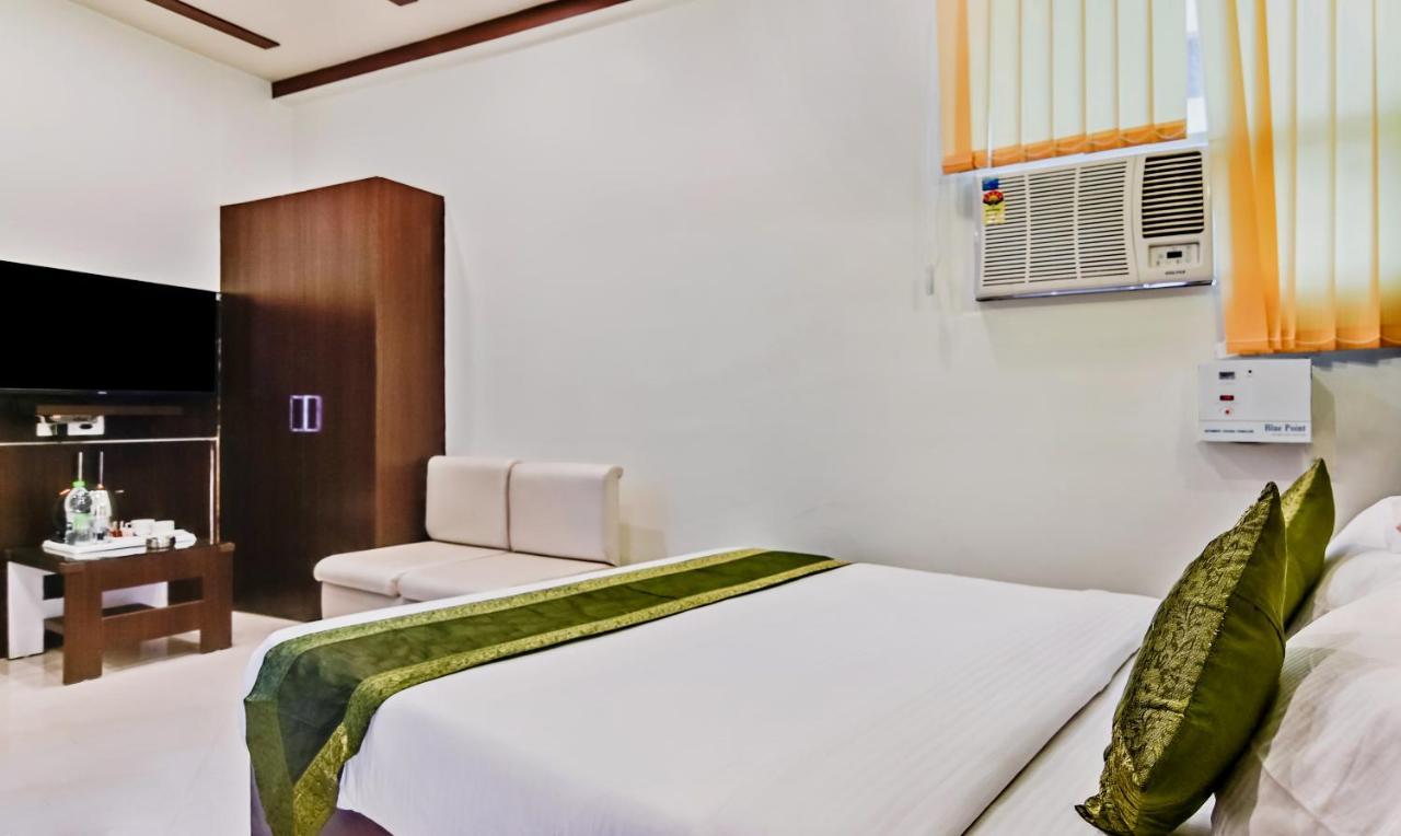 Treebo Resto- Near Lucknow Railway Station Hotel Екстериор снимка