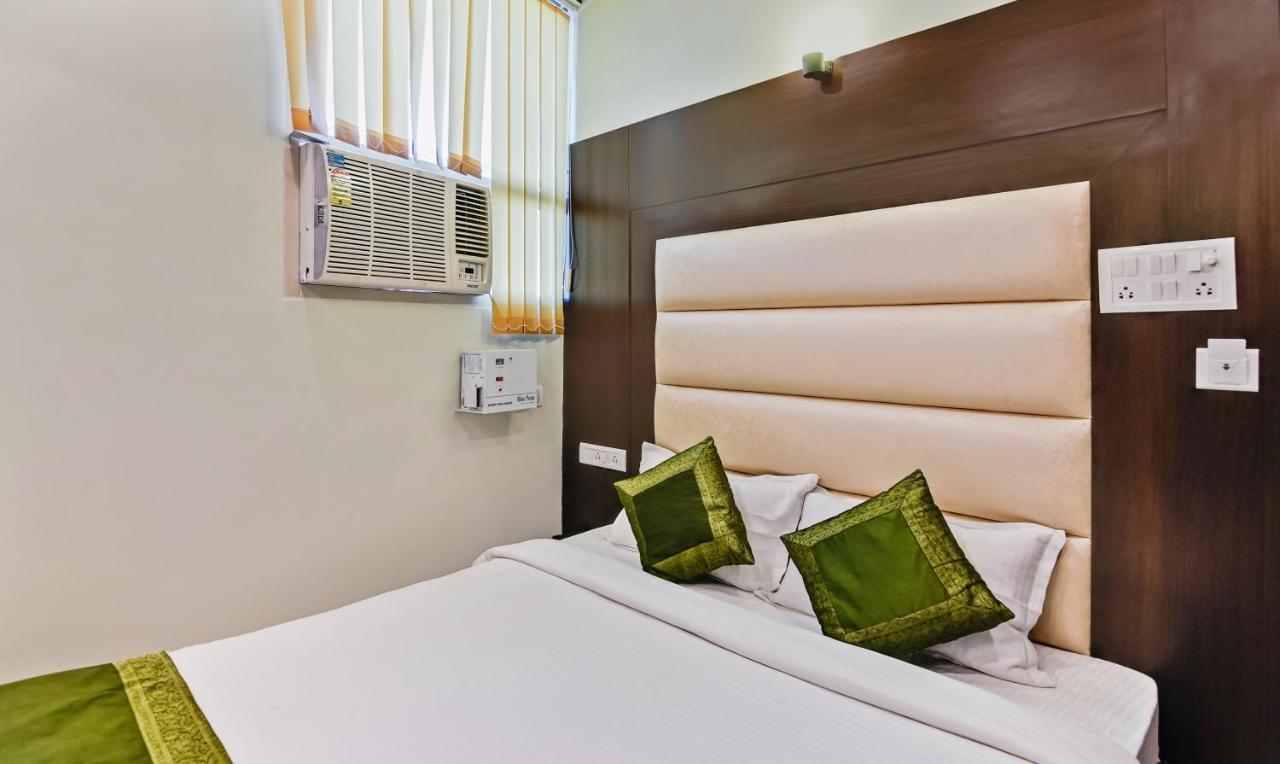 Treebo Resto- Near Lucknow Railway Station Hotel Екстериор снимка