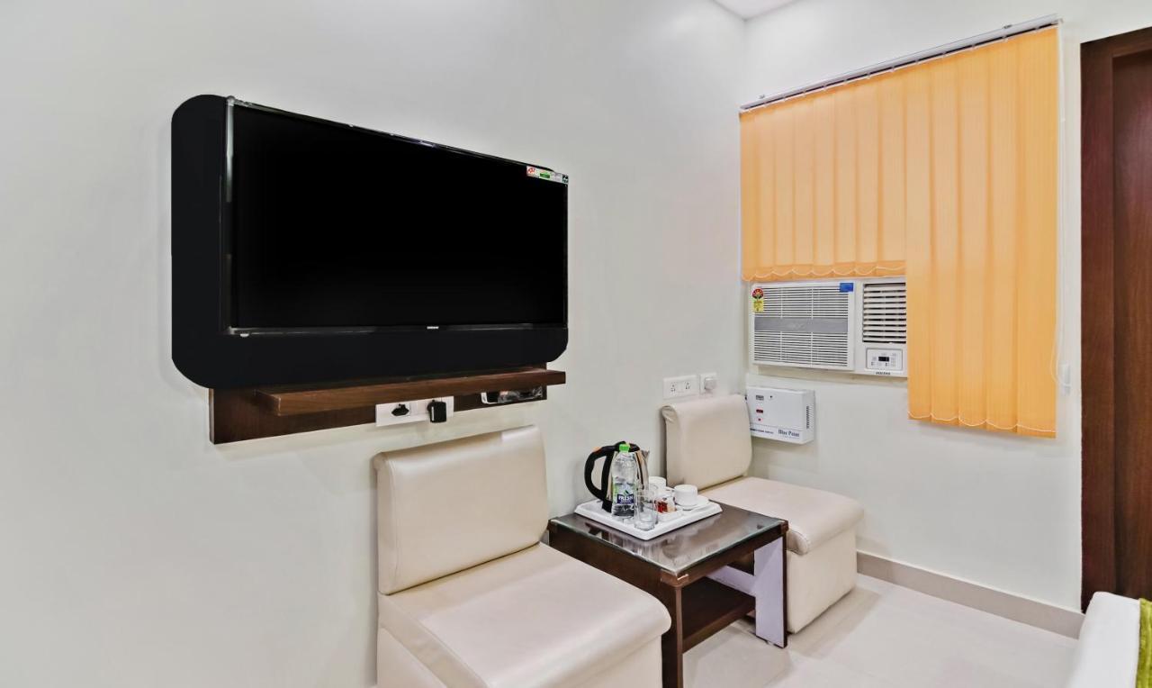 Treebo Resto- Near Lucknow Railway Station Hotel Екстериор снимка