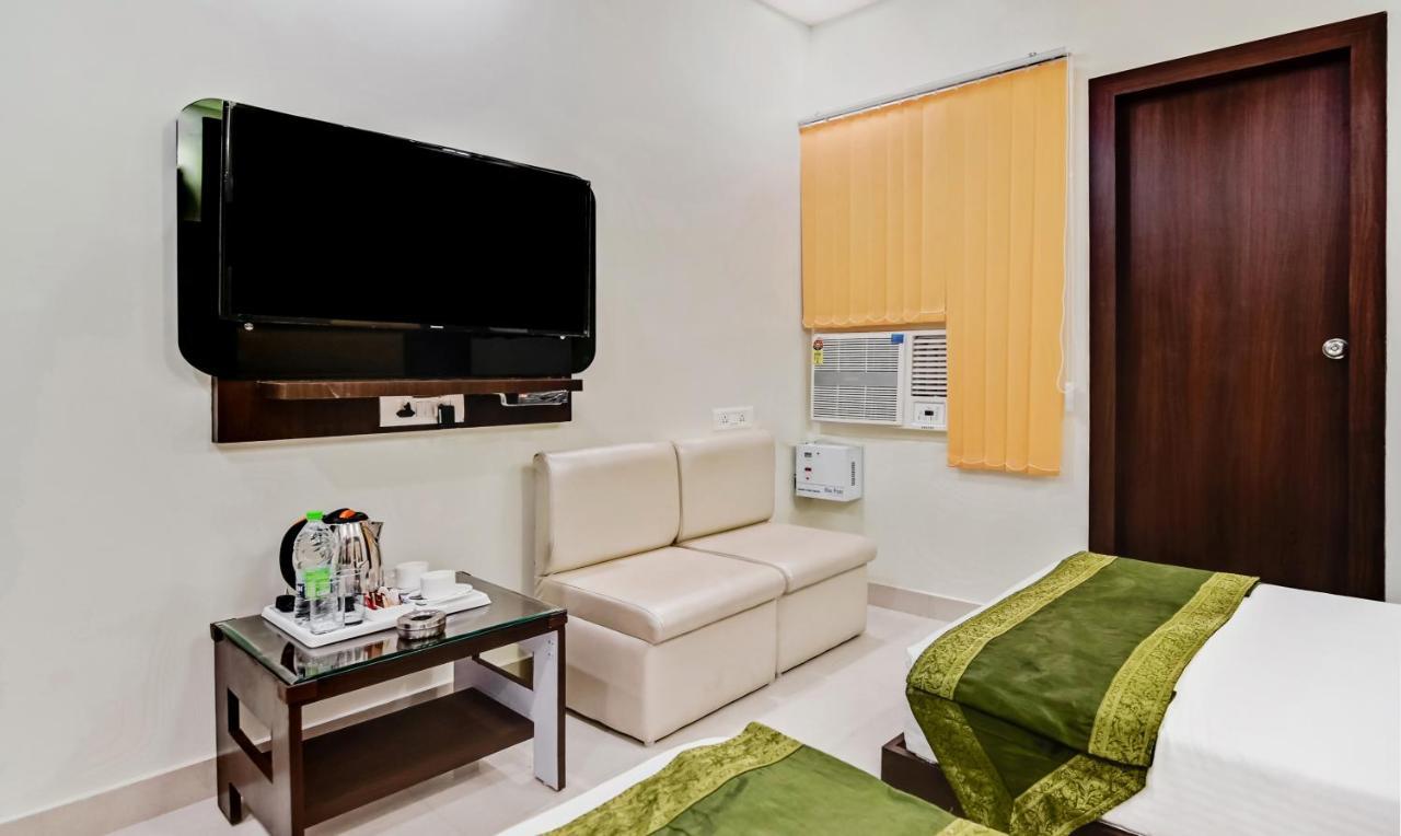 Treebo Resto- Near Lucknow Railway Station Hotel Екстериор снимка