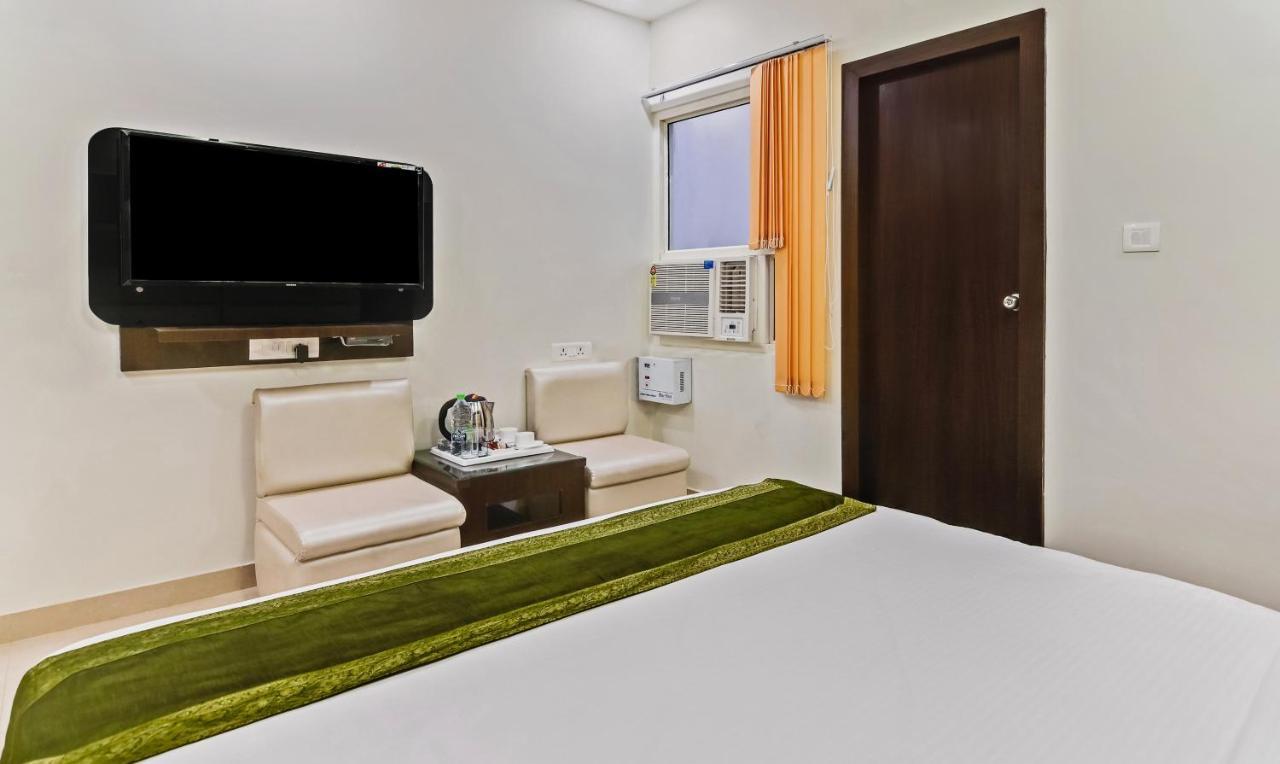 Treebo Resto- Near Lucknow Railway Station Hotel Екстериор снимка