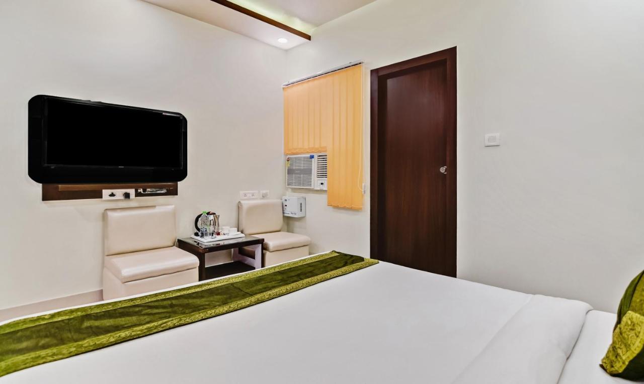 Treebo Resto- Near Lucknow Railway Station Hotel Екстериор снимка