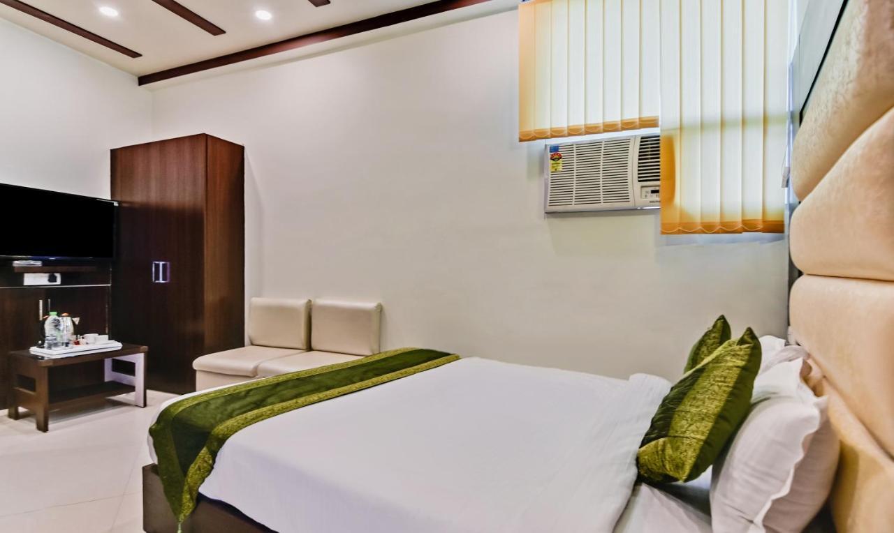 Treebo Resto- Near Lucknow Railway Station Hotel Екстериор снимка