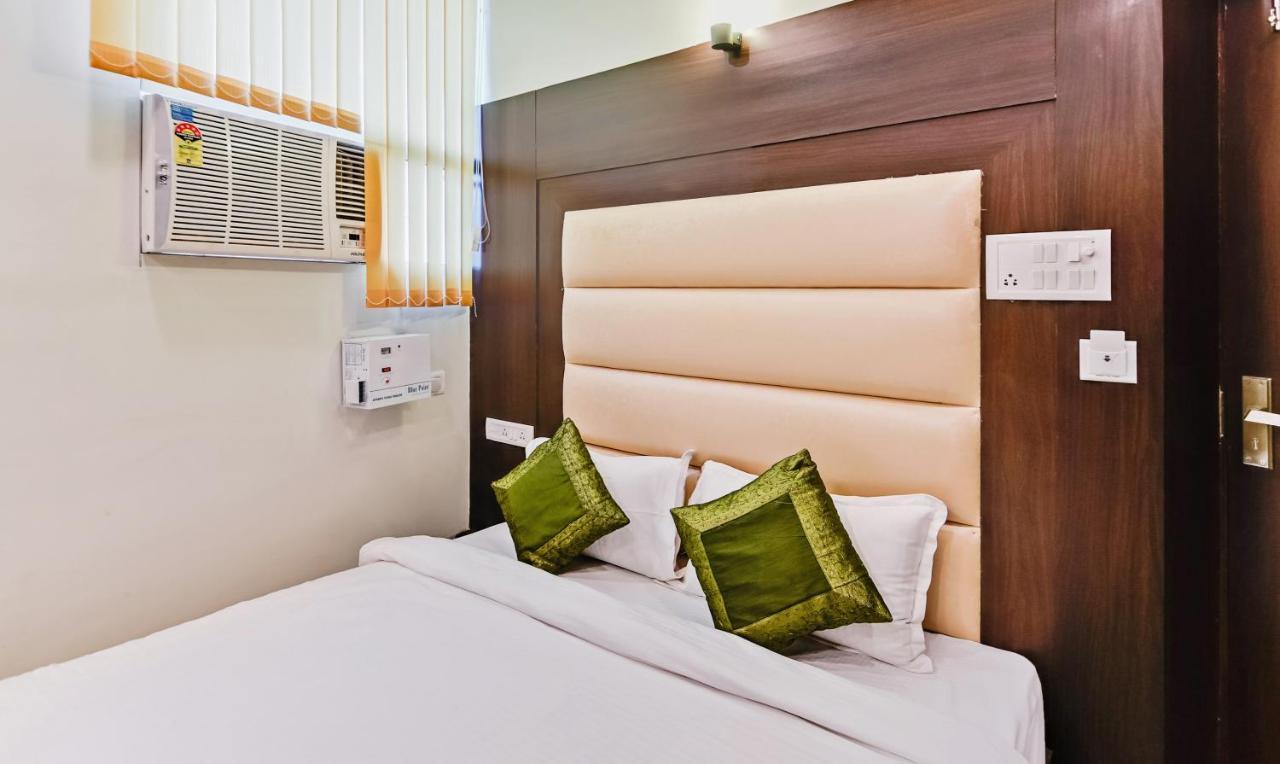 Treebo Resto- Near Lucknow Railway Station Hotel Екстериор снимка