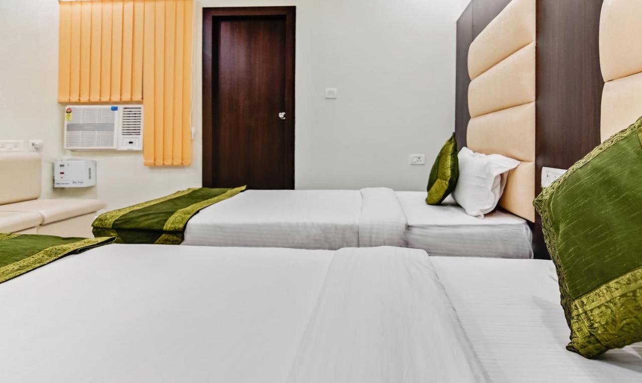 Treebo Resto- Near Lucknow Railway Station Hotel Екстериор снимка